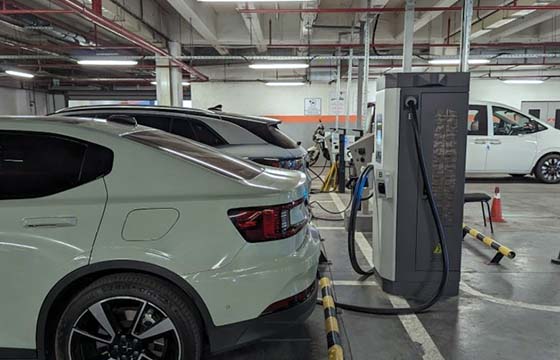 Thunder 240 — 240 kW DC — 5